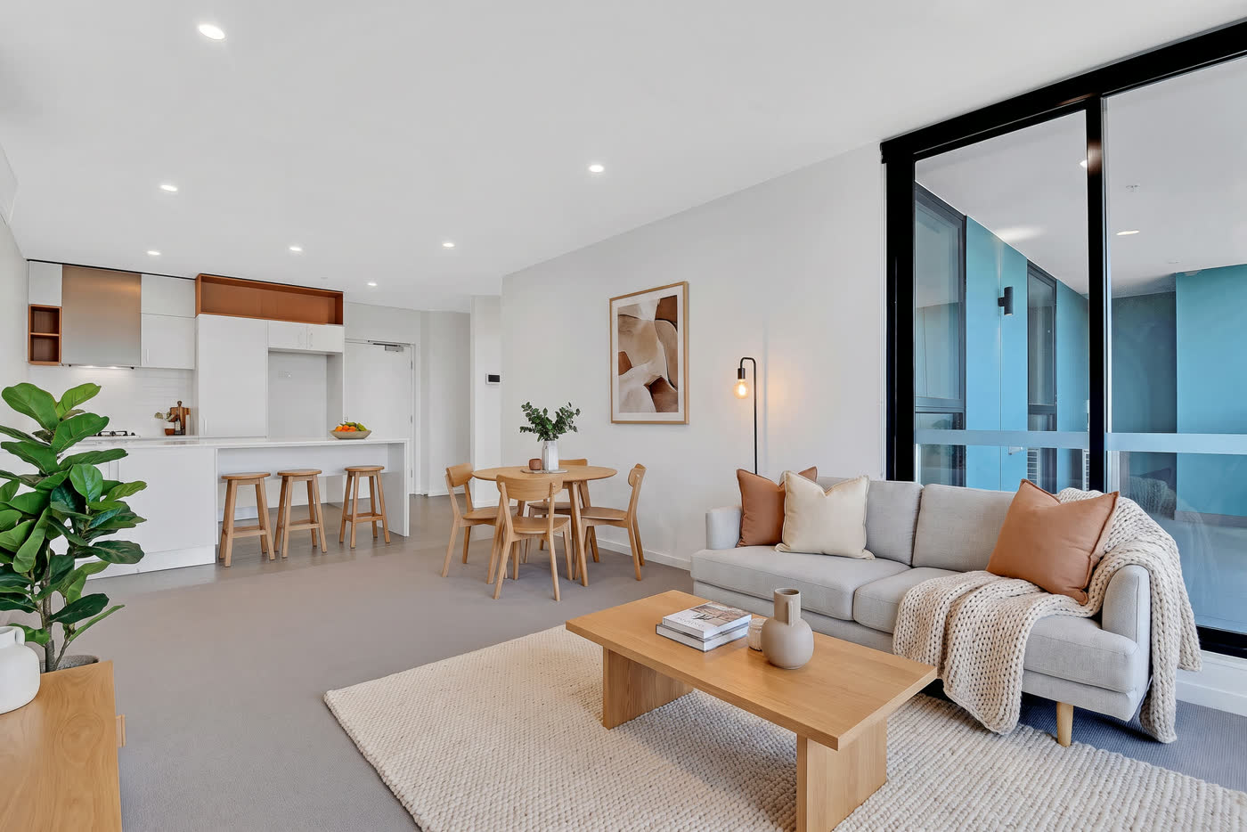 Living-comedor amoblado